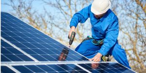 Installation Maintenance Panneaux Solaires Photovoltaïques à Eyjeaux